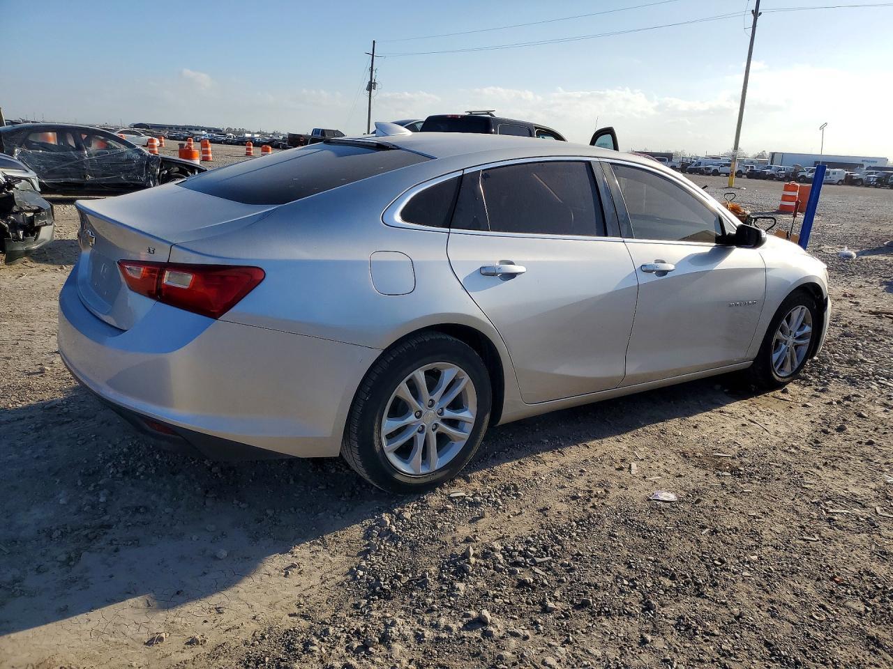2018 Chevrolet Malibu Lt - Фото 3