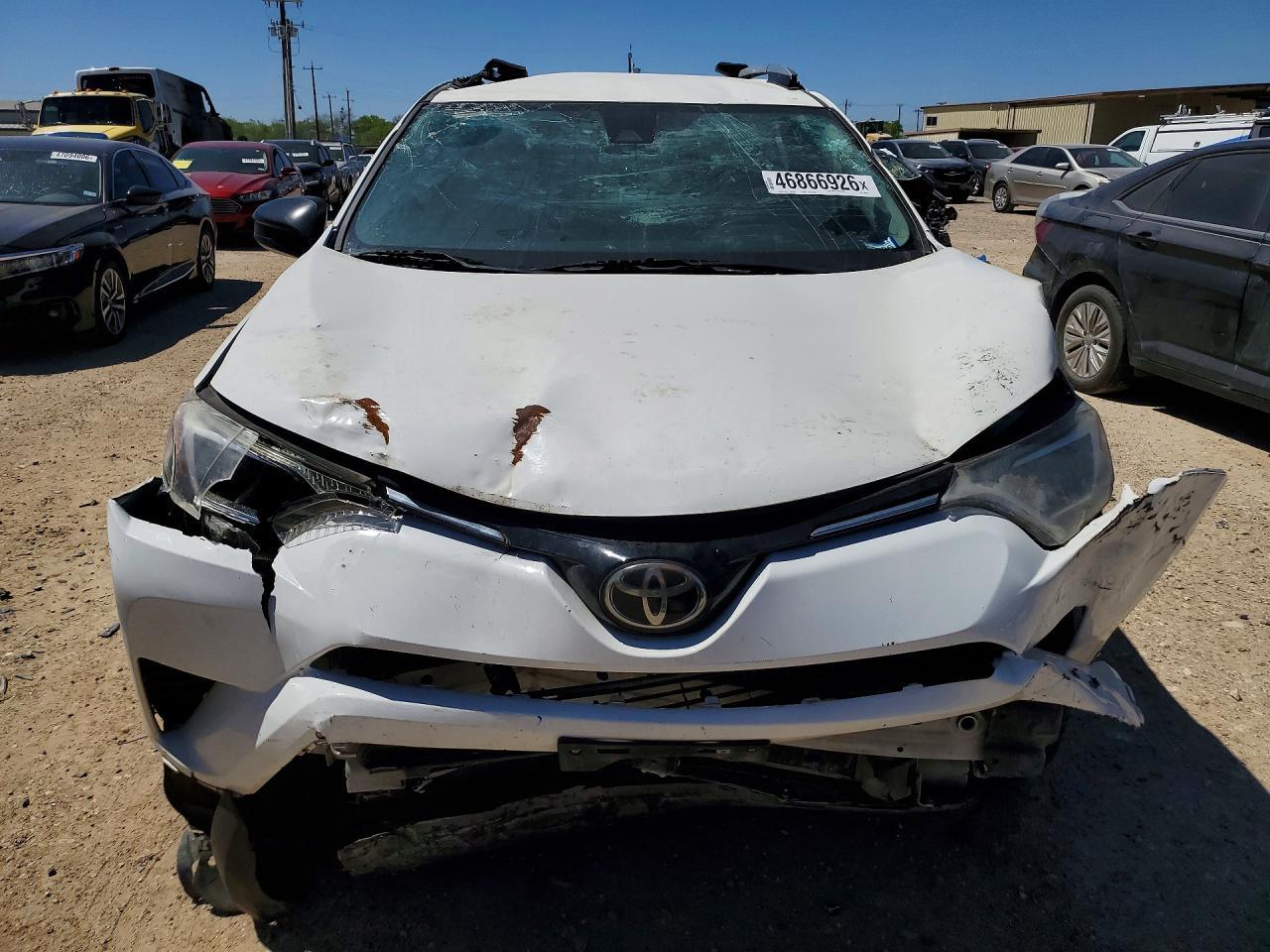 2018 Toyota Rav4 Le - Image 5