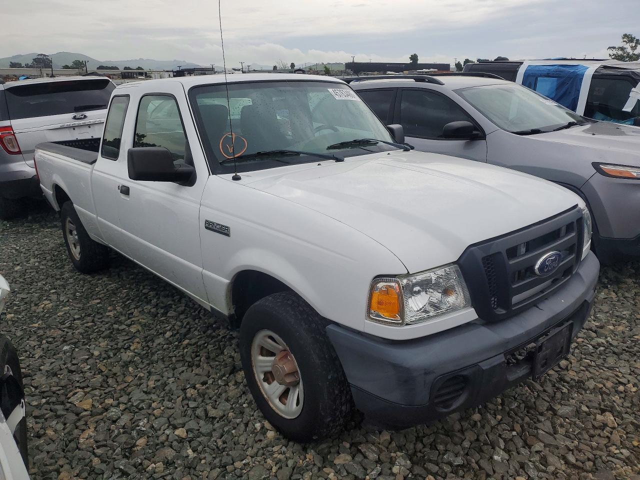 2011 Ford Ranger Super Cab - Image 4