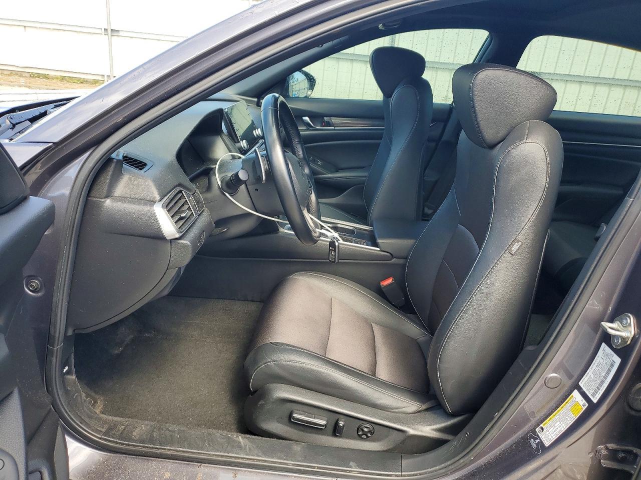 2020 Honda Accord Sport - Image 7
