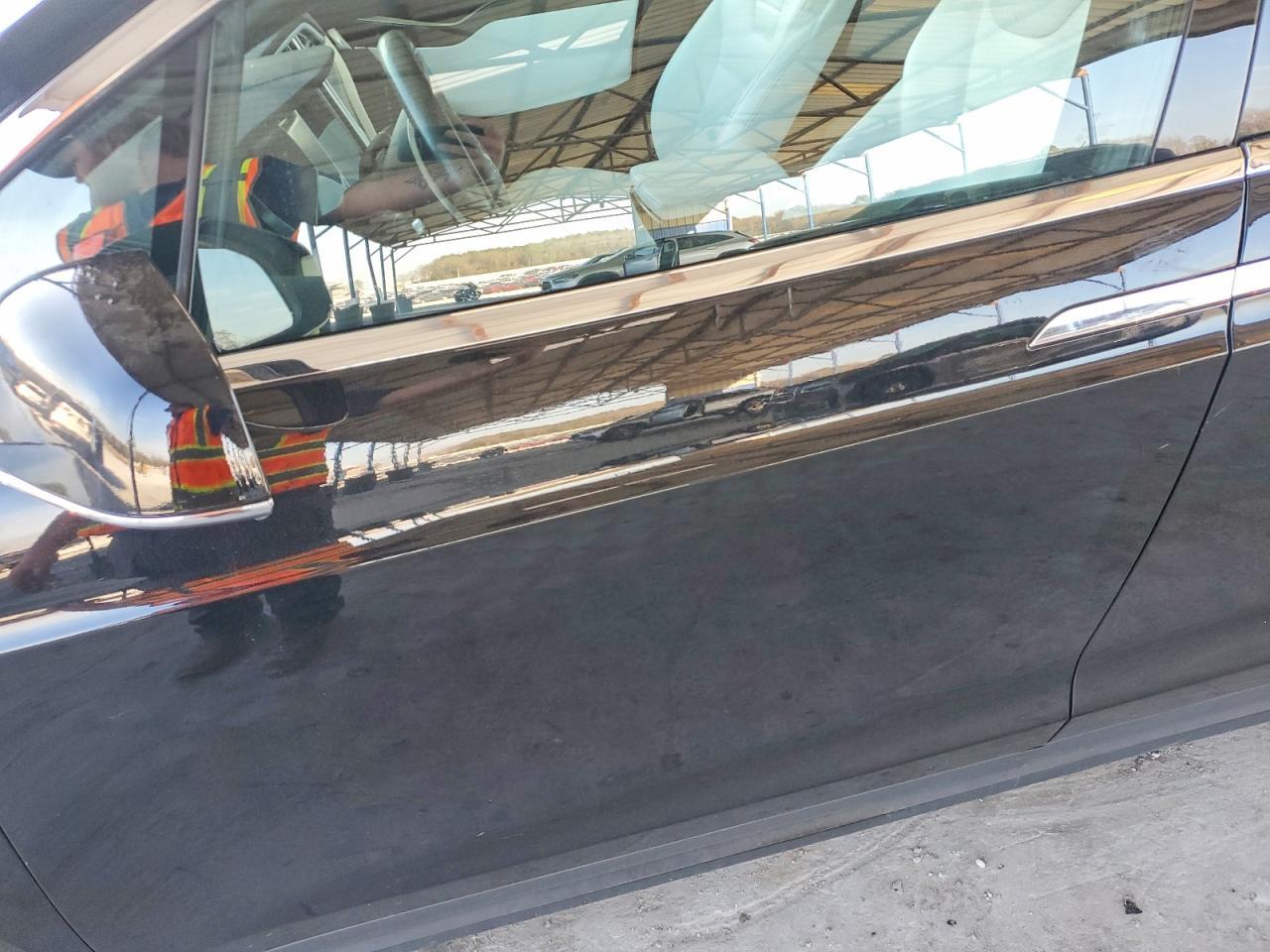 2017 Tesla Model X - Фото 7