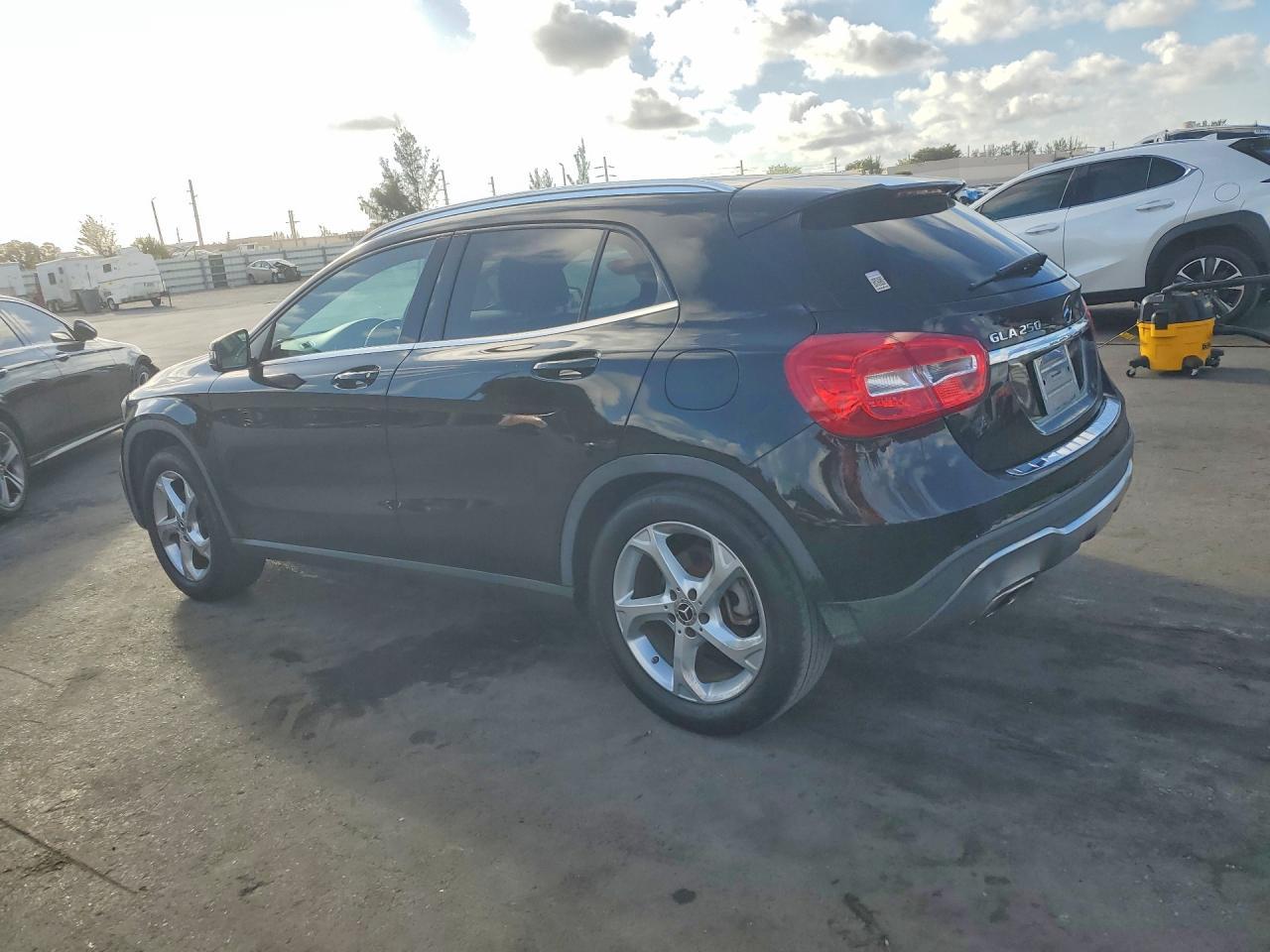 2018 Mercedes-Benz Gla 250 - Фото 2