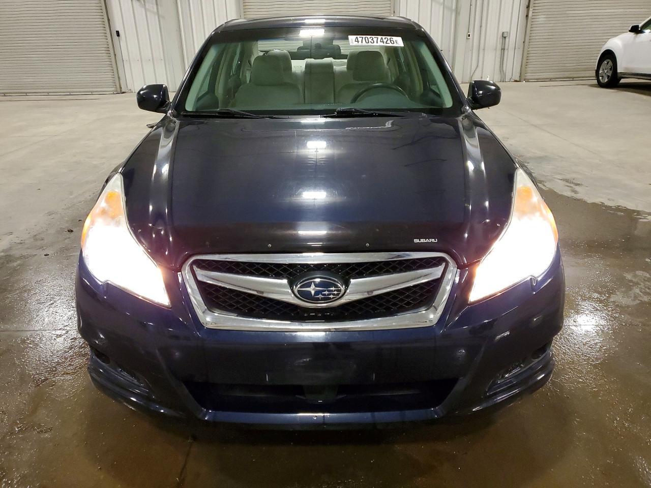 2012 Subaru Legacy 2.5I Limited - Image 5