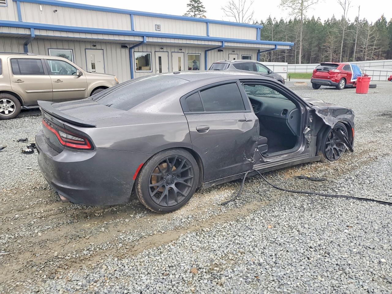 2018 Dodge Charger Sxt - Фото 3