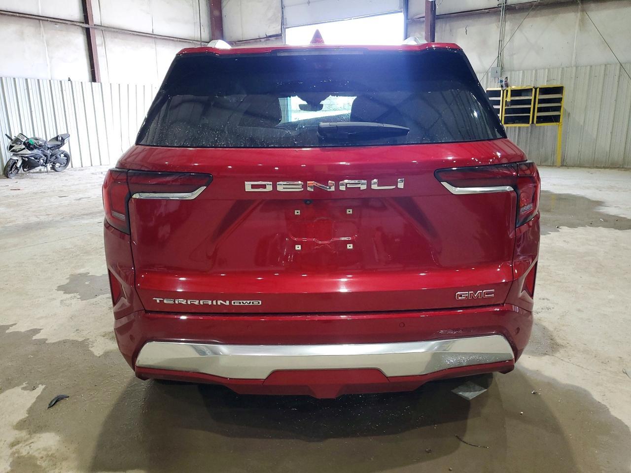 2026 GMC Terrain Denali - Image 6