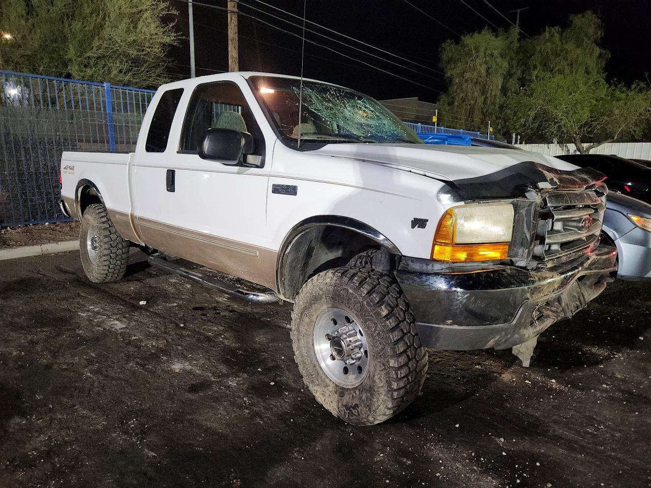 1999 Ford F250 Super Duty - Image 4