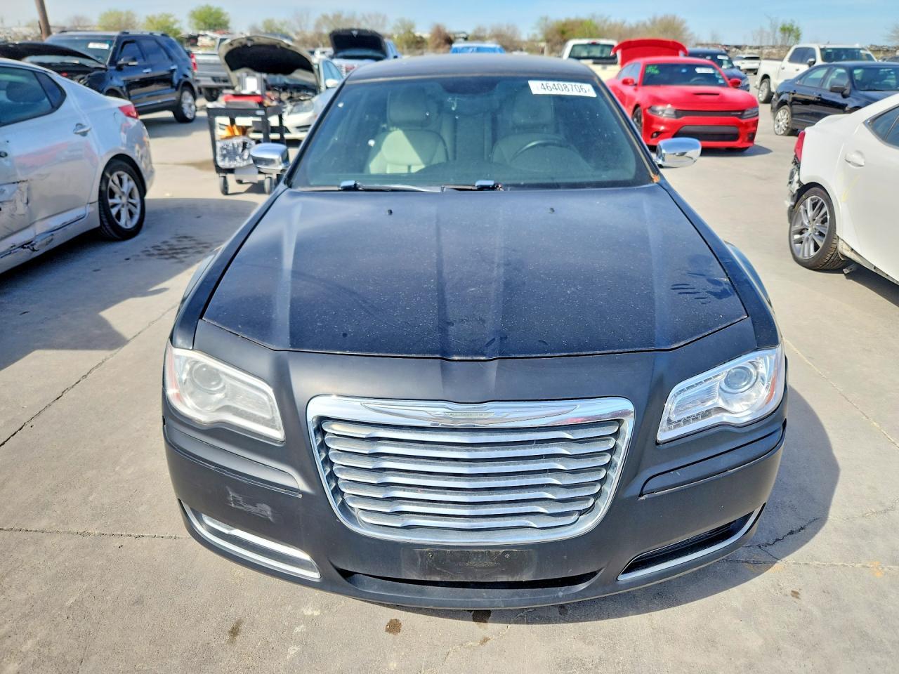 2014 Chrysler 300 - Image 5