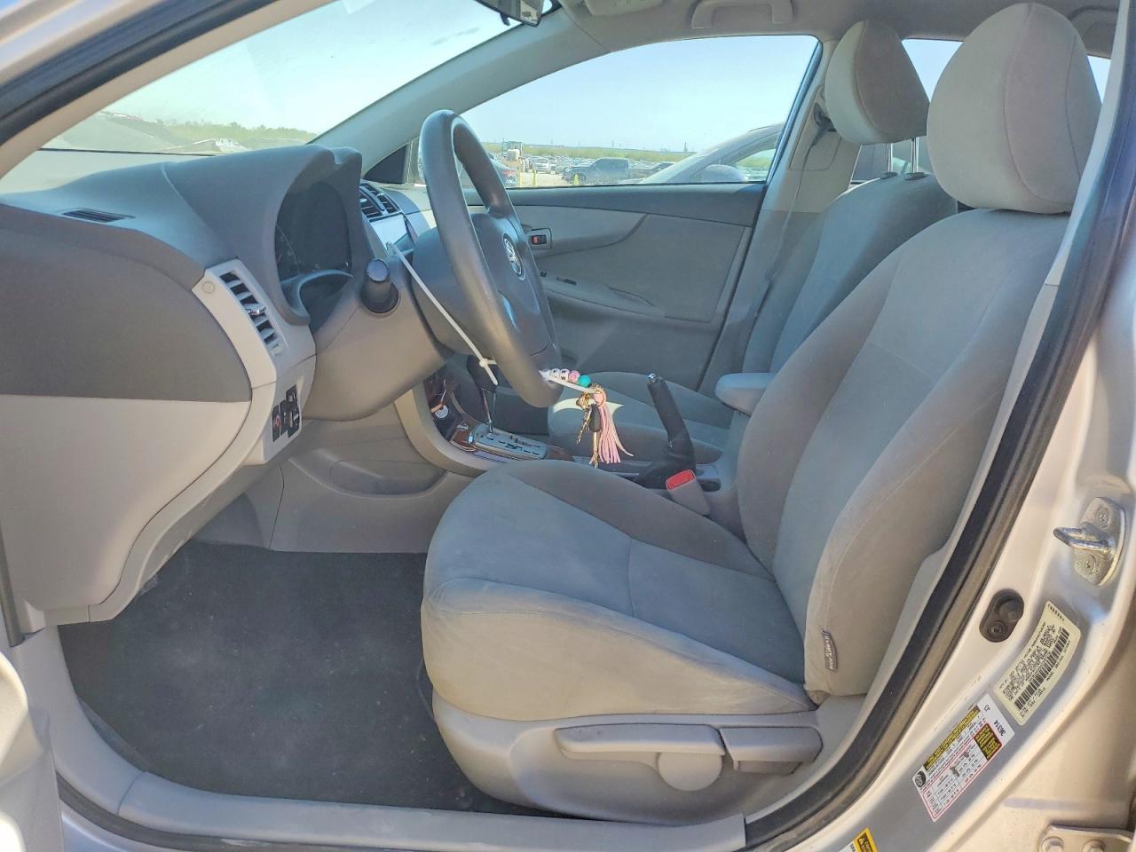 2010 Toyota Corolla Le - Image 7