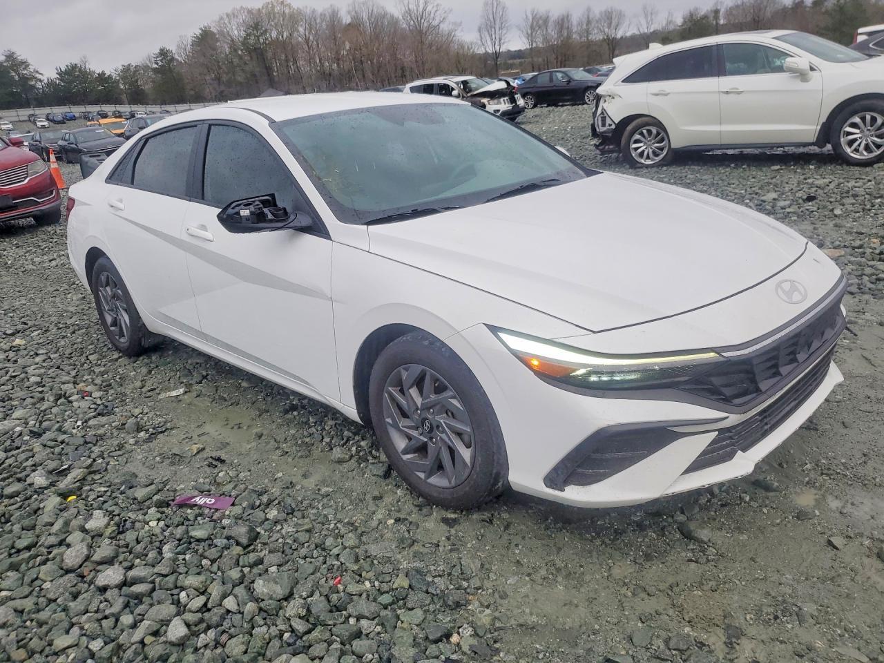 2024 Hyundai Elantra Sel - Фото 4