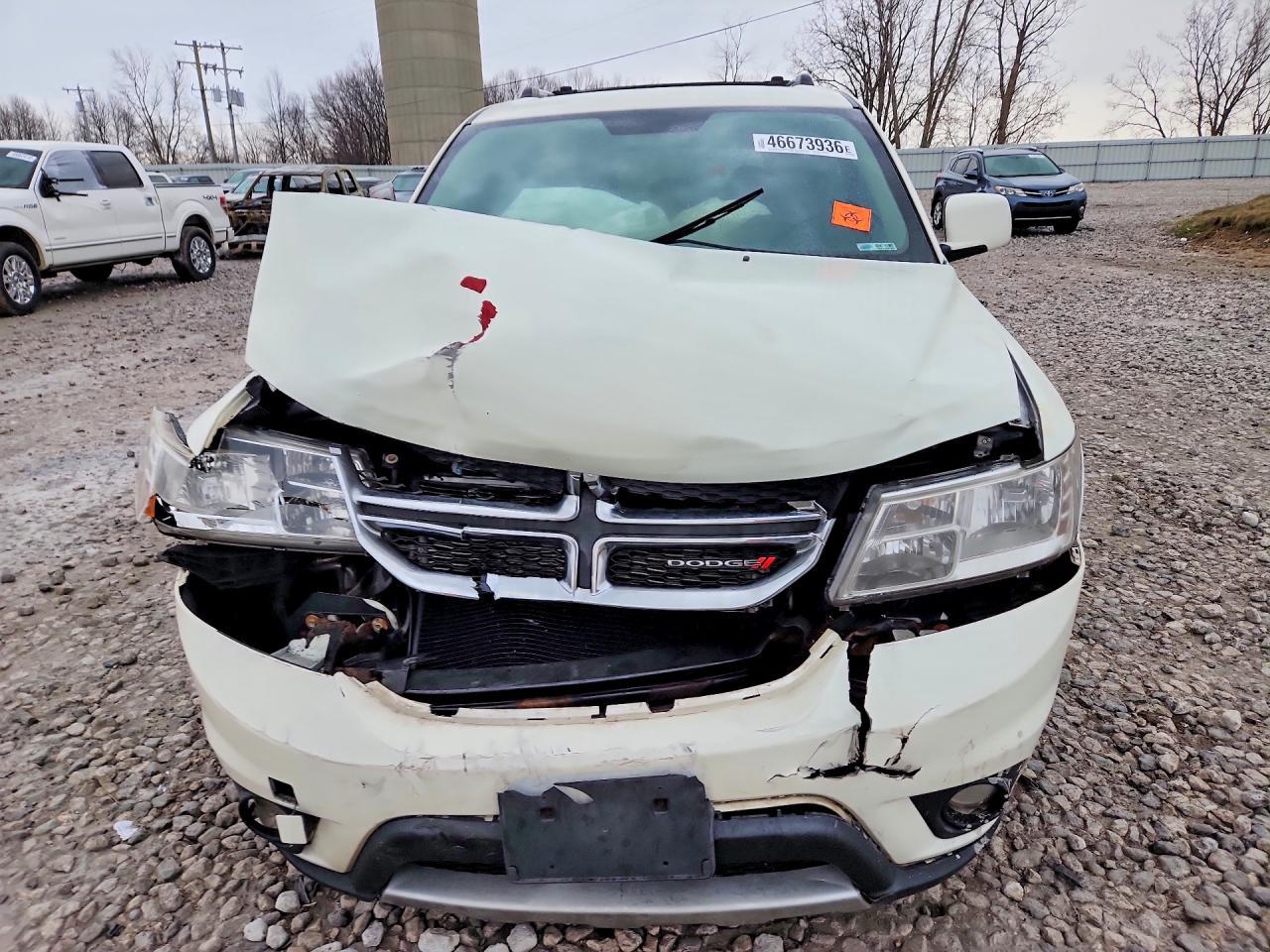2012 Dodge Journey R - Image 5