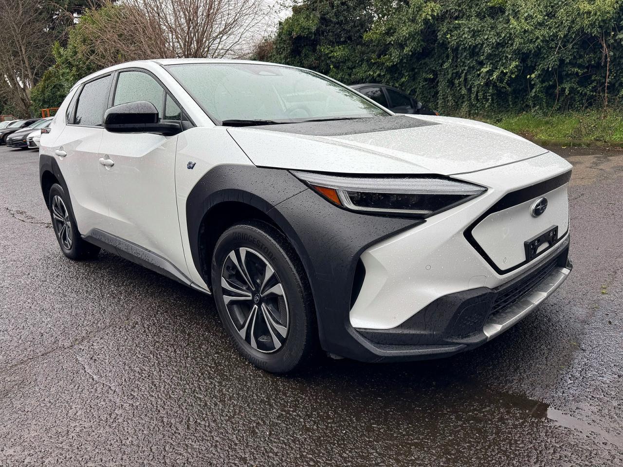 2023 Subaru Solterra Premium - Фото 2