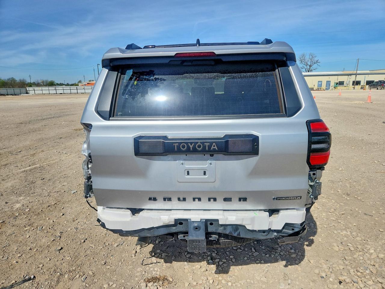 2025 Toyota 4Runner Trd Off-Road Hv - Image 6