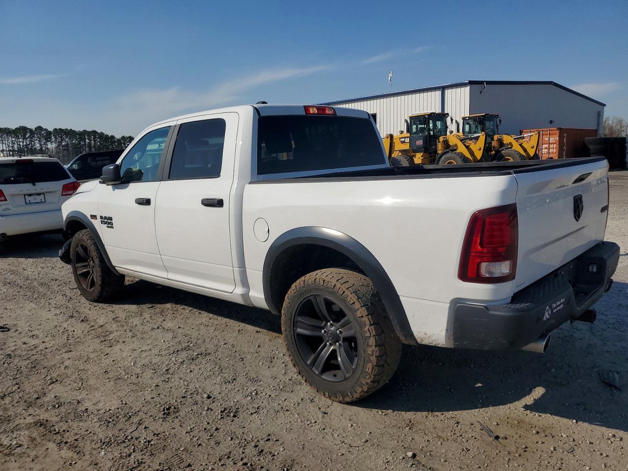 2021 Ram 1500 Classic Slt - Фото 2