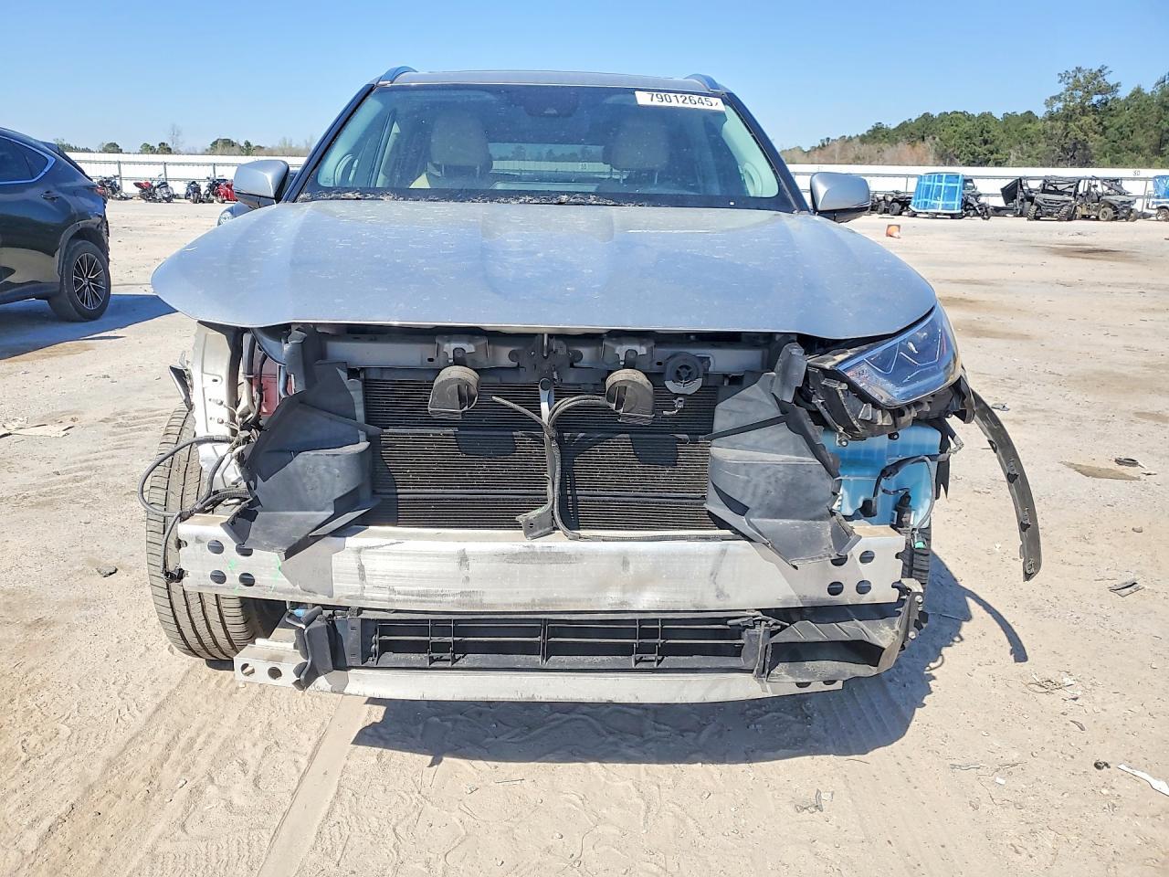 2021 Toyota Highlander Hybrid Platinum - Image 5