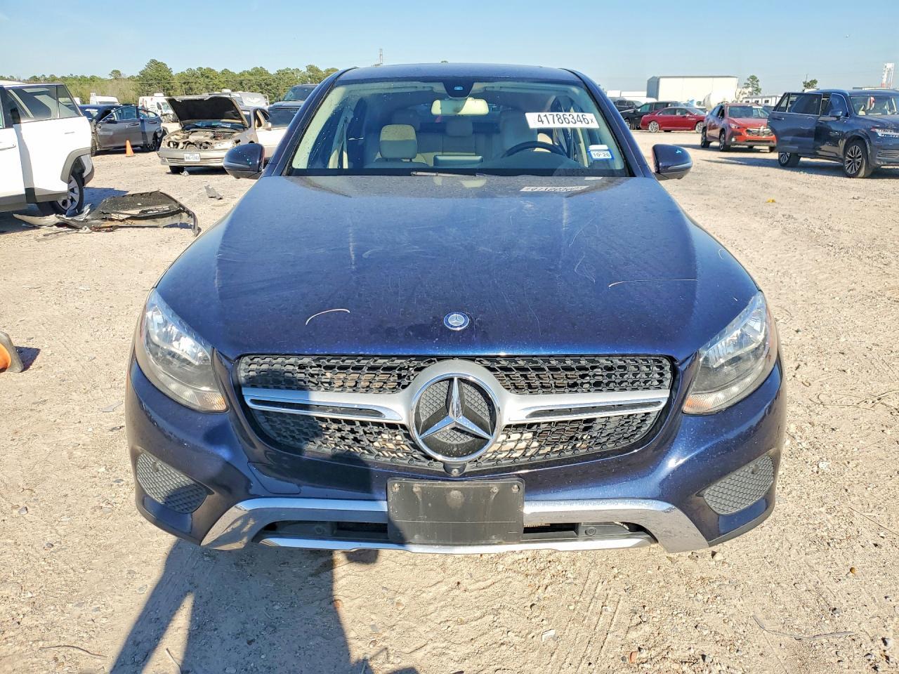 2017 Mercedes-Benz Glc Coupe 300 4Matic - Image 5