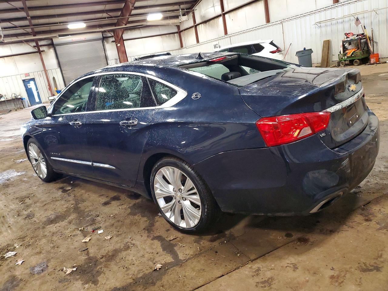 2016 Chevrolet Impala Ltz - Image 2