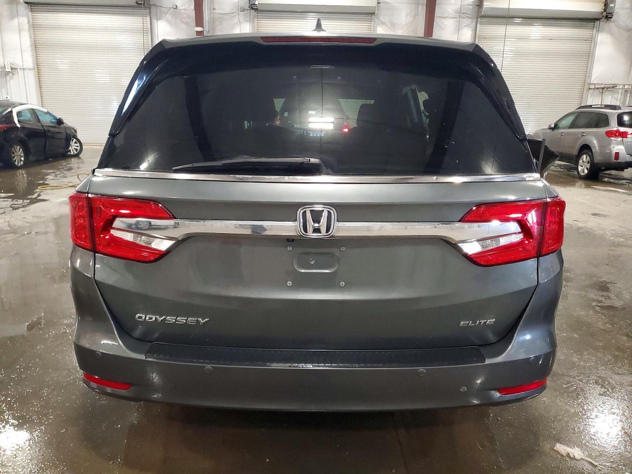 2018 Honda Odyssey Elite - Фото 6