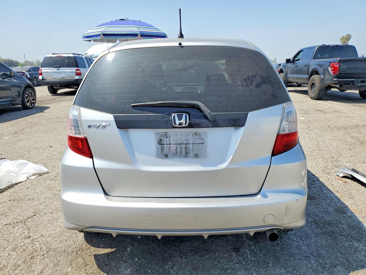2012 Honda Fit - Image 6