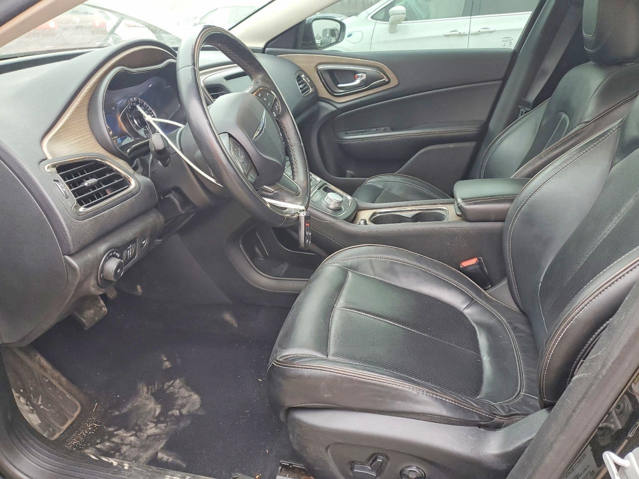 2015 Chrysler 200 C - Фото 7