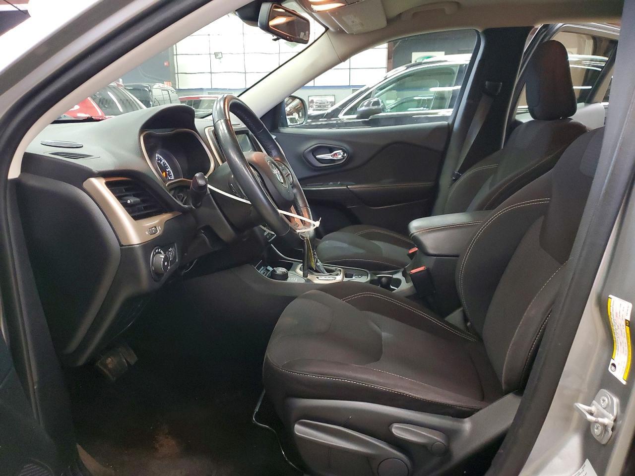 2015 Jeep Cherokee Latitude - Фото 7