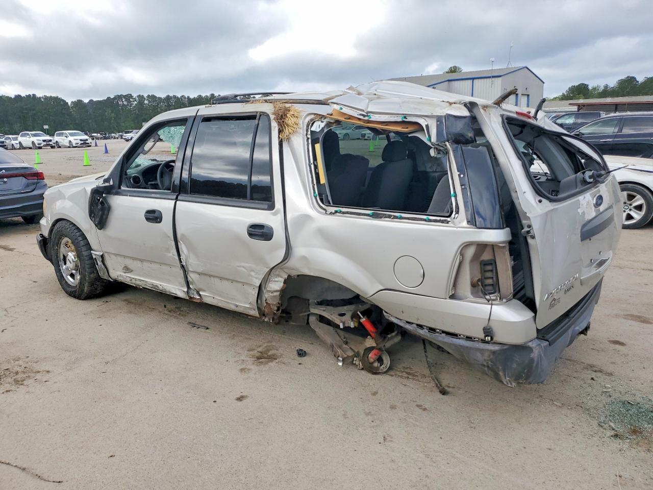2004 Ford Expdtion - Фото 2