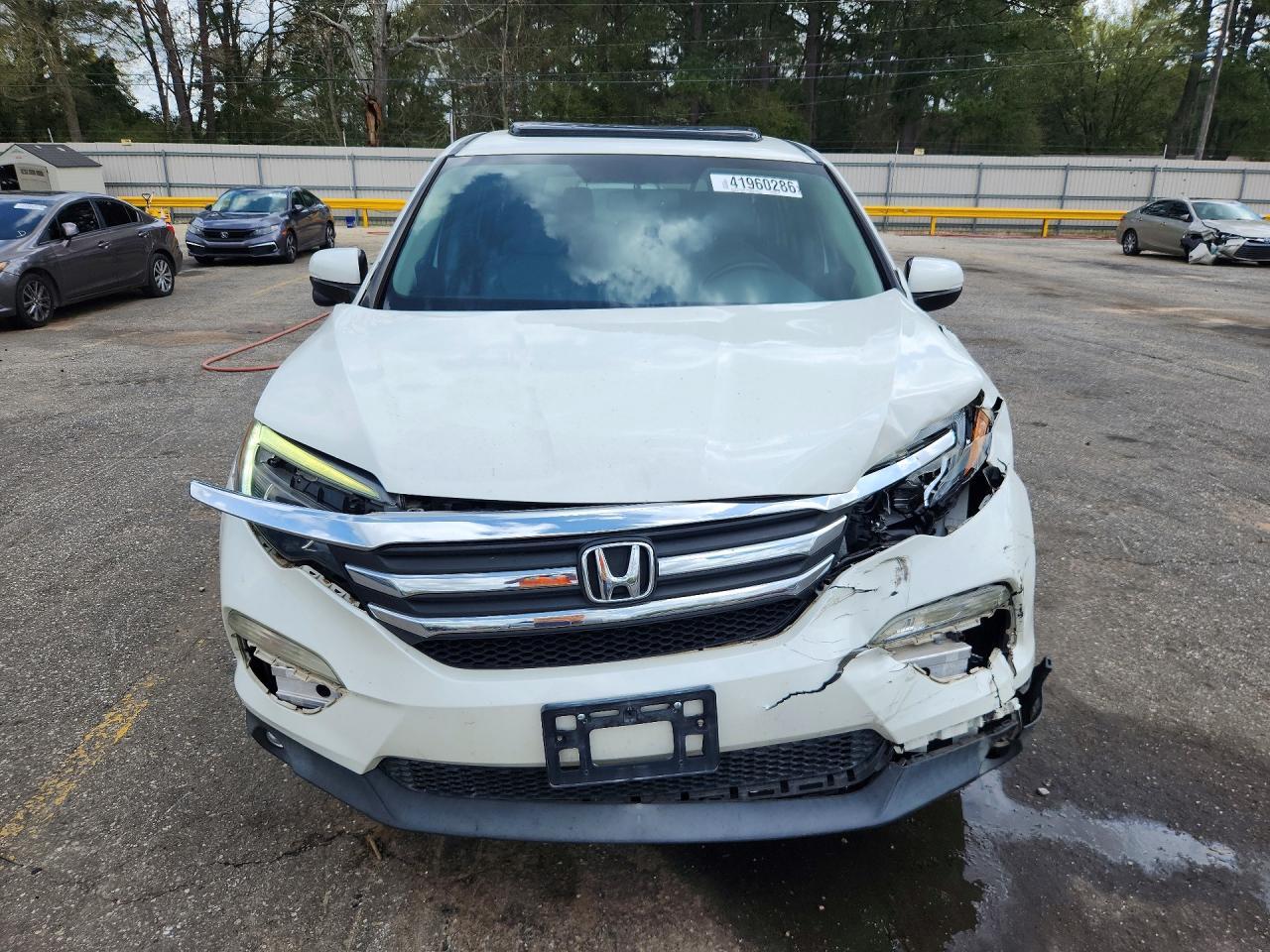 2017 Honda Pilot Exl - Image 5