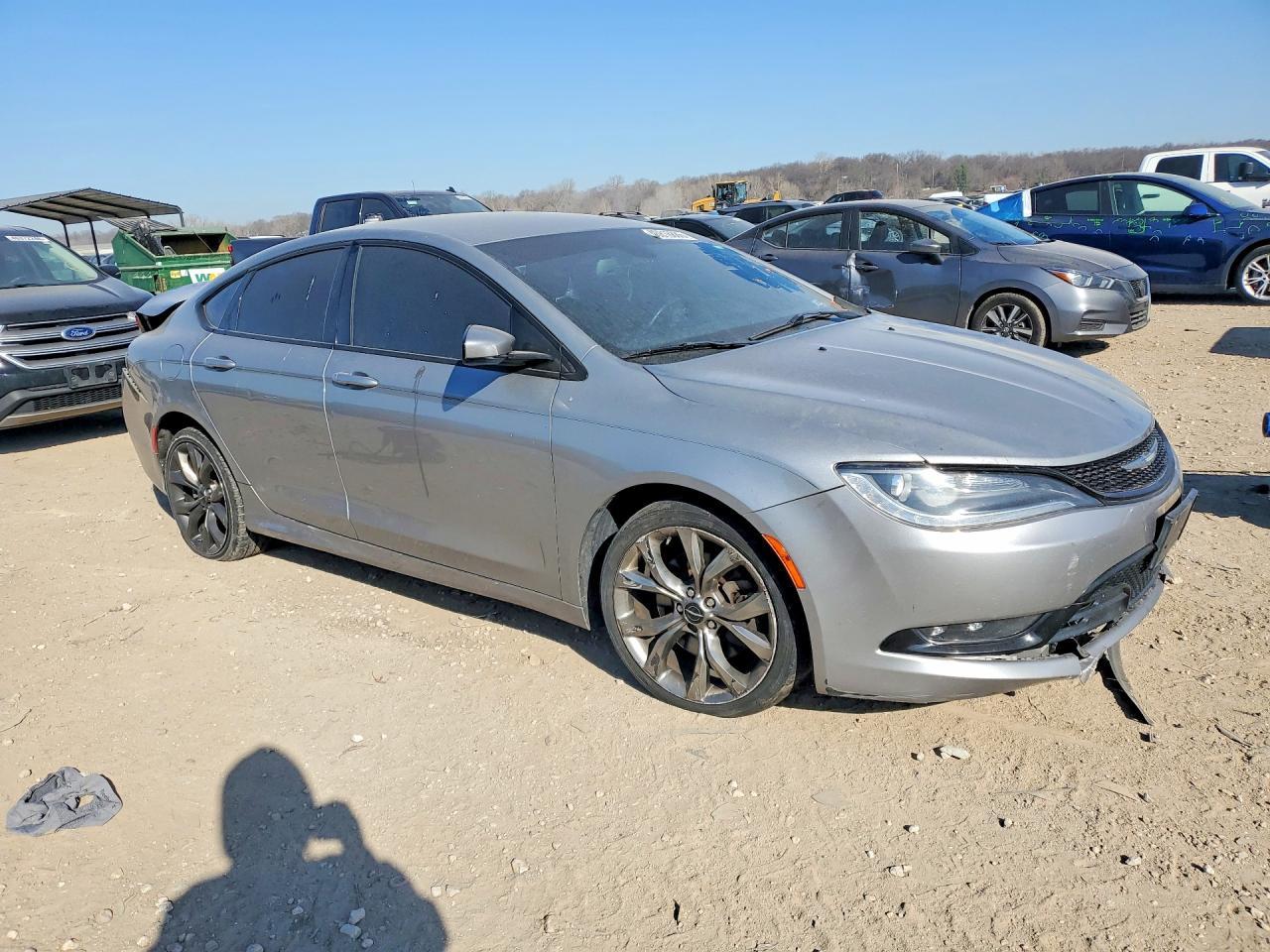 2015 Chrysler 200 S - Image 4