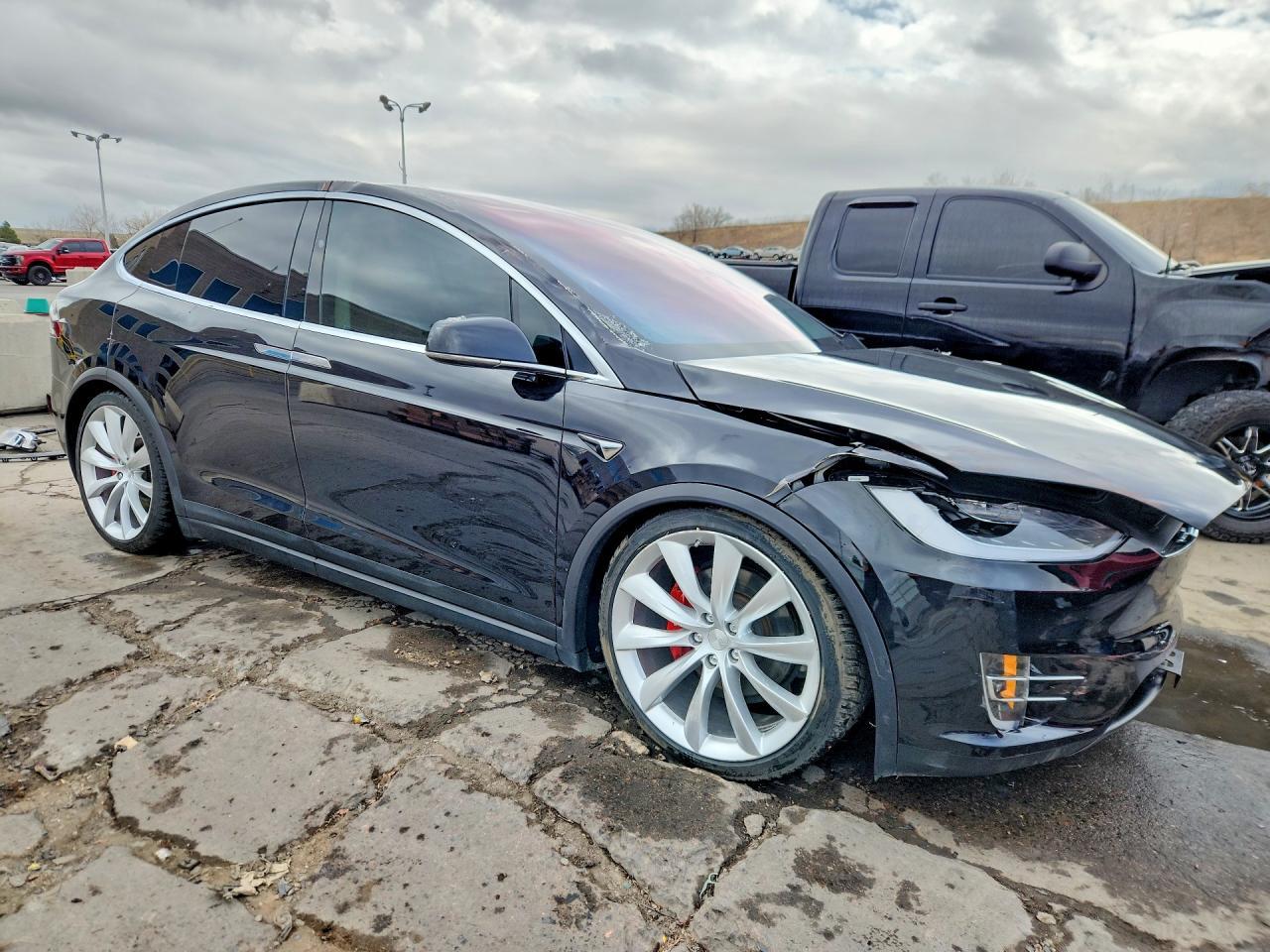 2017 Tesla Model X - Image 4