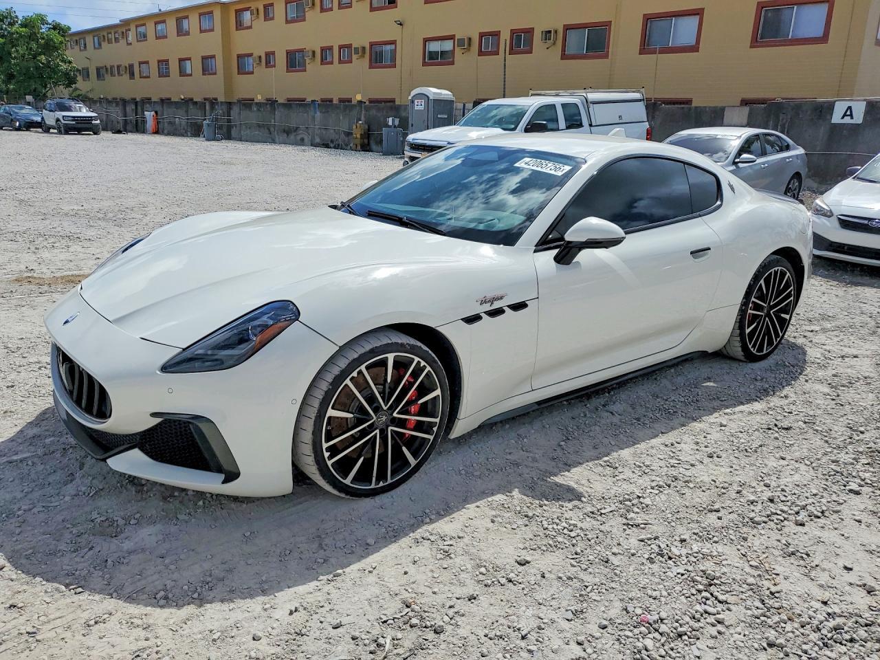 2024 Maserati Granturismo Trofeo
