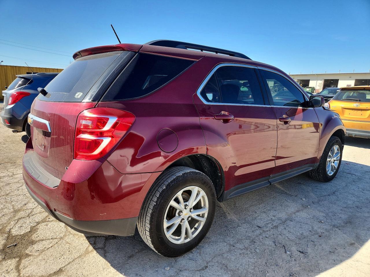 2017 Chevrolet Equinox - Image 3