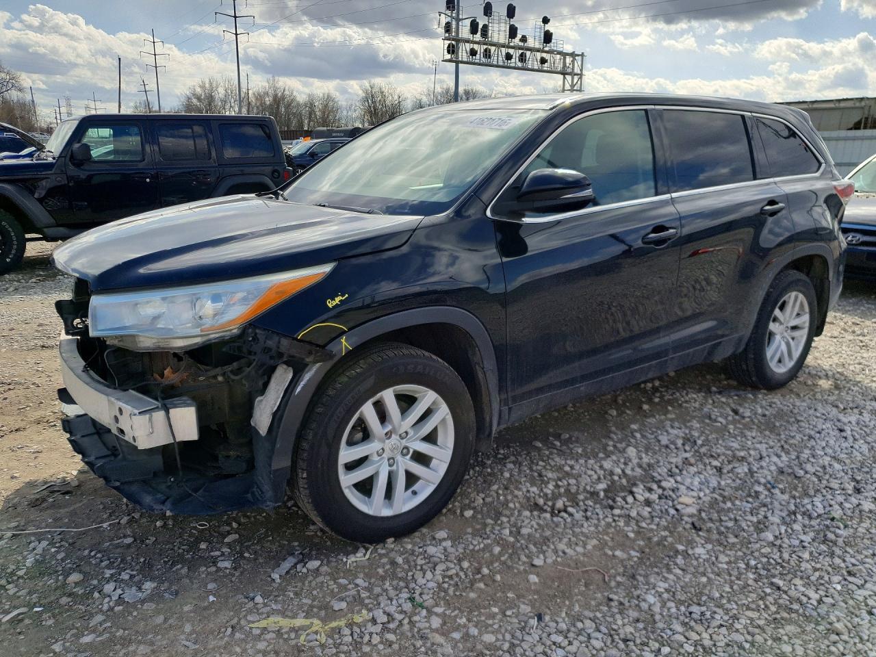 2015 Toyota Highlander Le