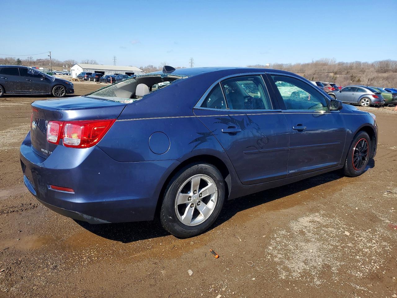 2014 Chevrolet Malibu Ls - Фото 3