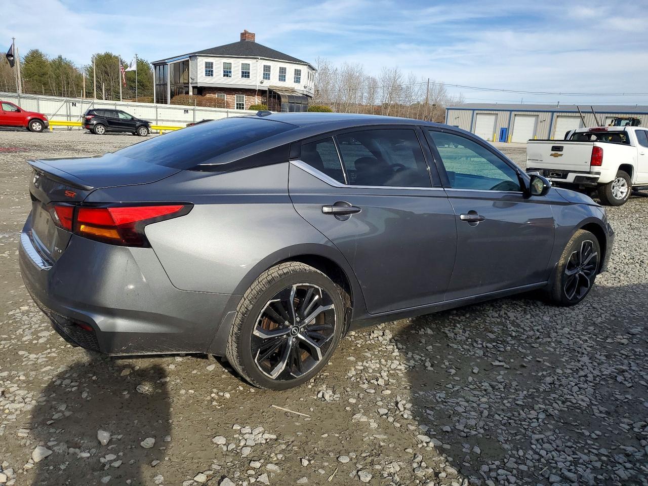 2023 Nissan Altima 2.5 Sr - Фото 3