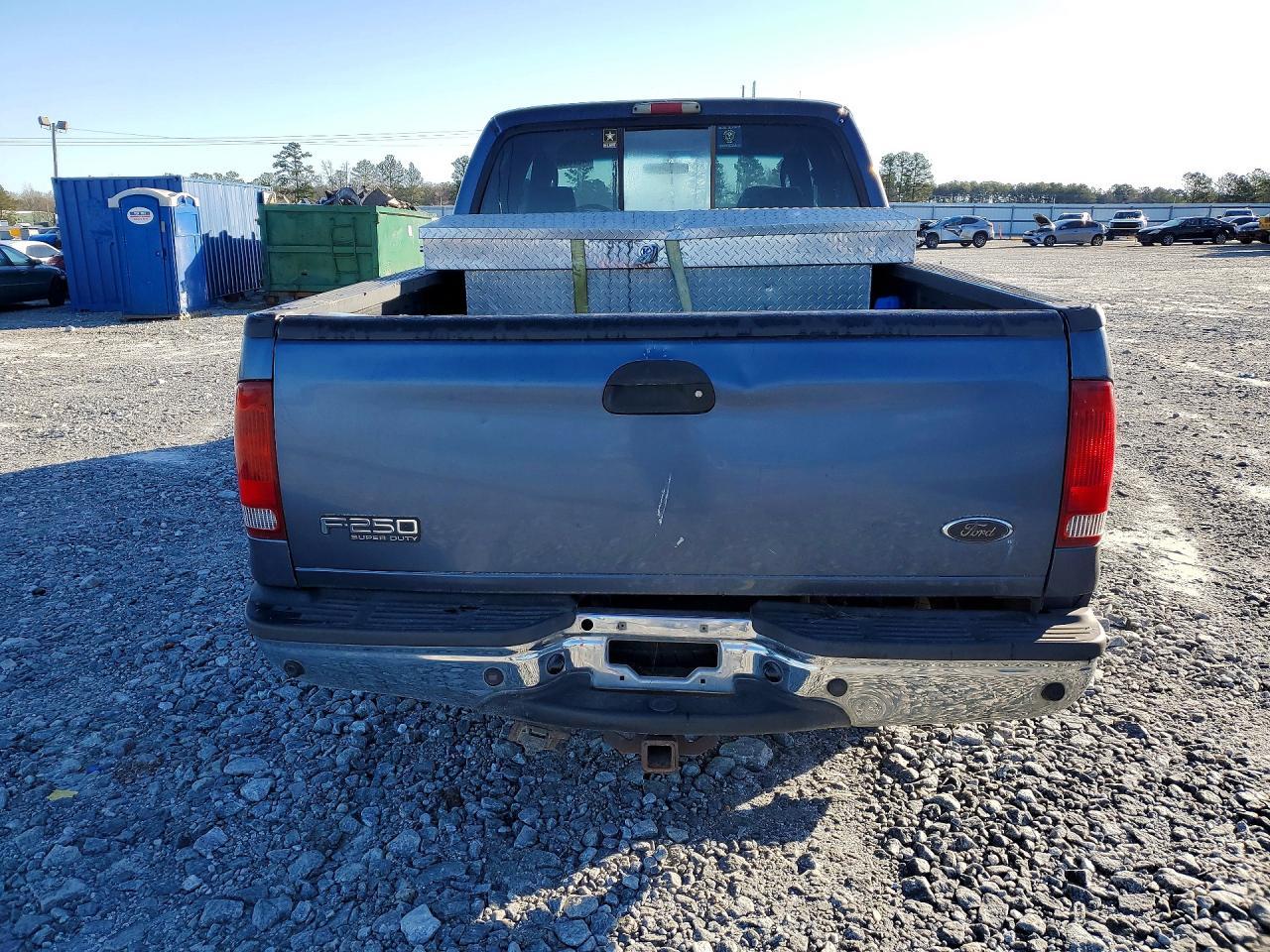 2004 Ford F250 Super Duty - Image 6