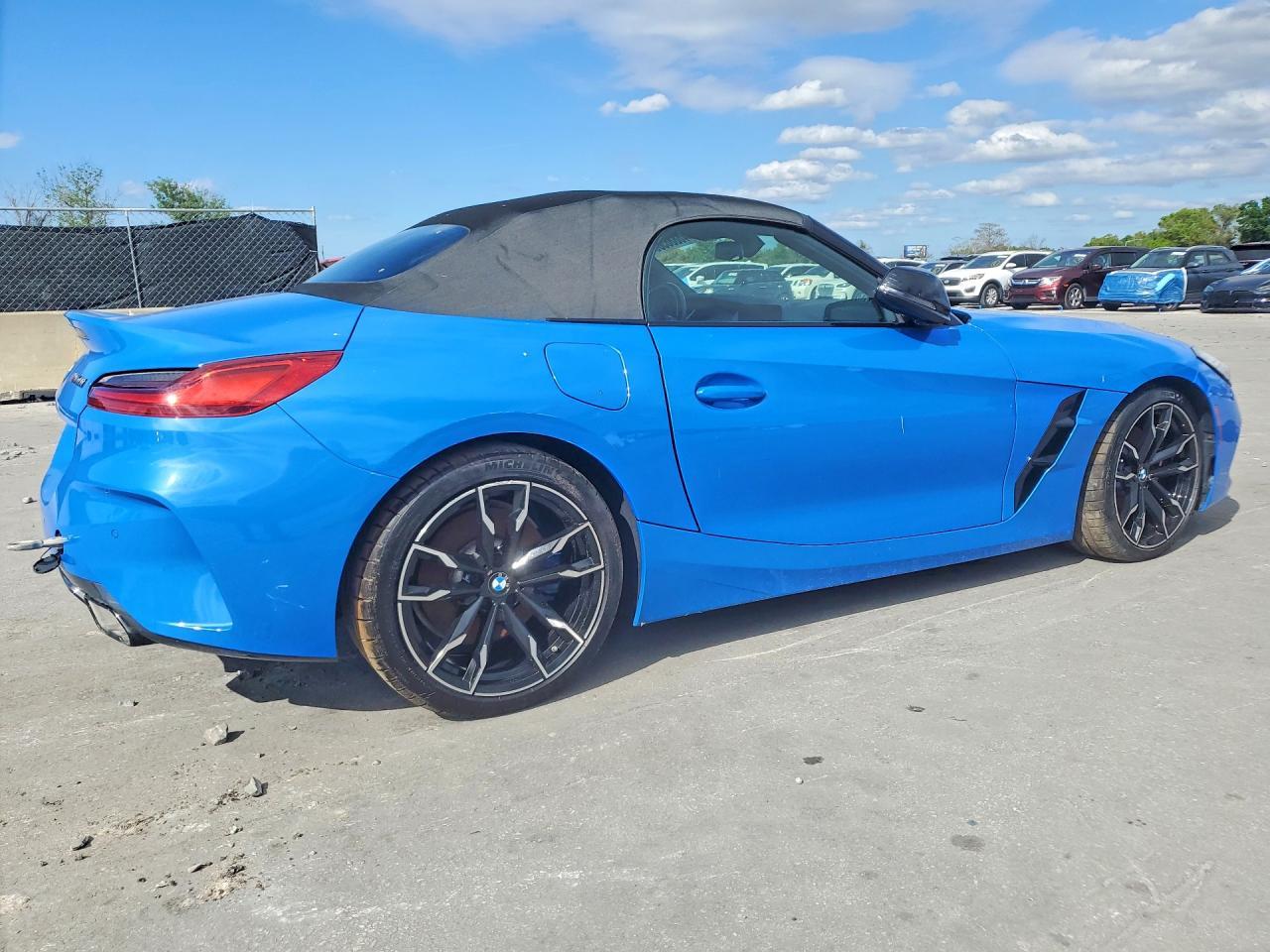 2021 BMW Z4 M40I - Фото 3