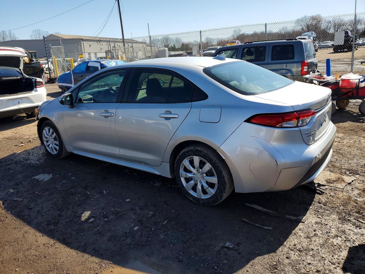 2020 Toyota Corolla Le - Фото 2
