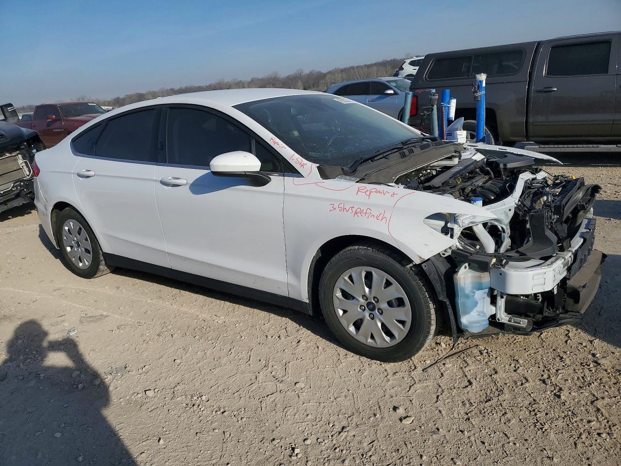 2020 Ford Fusion S - Image 4
