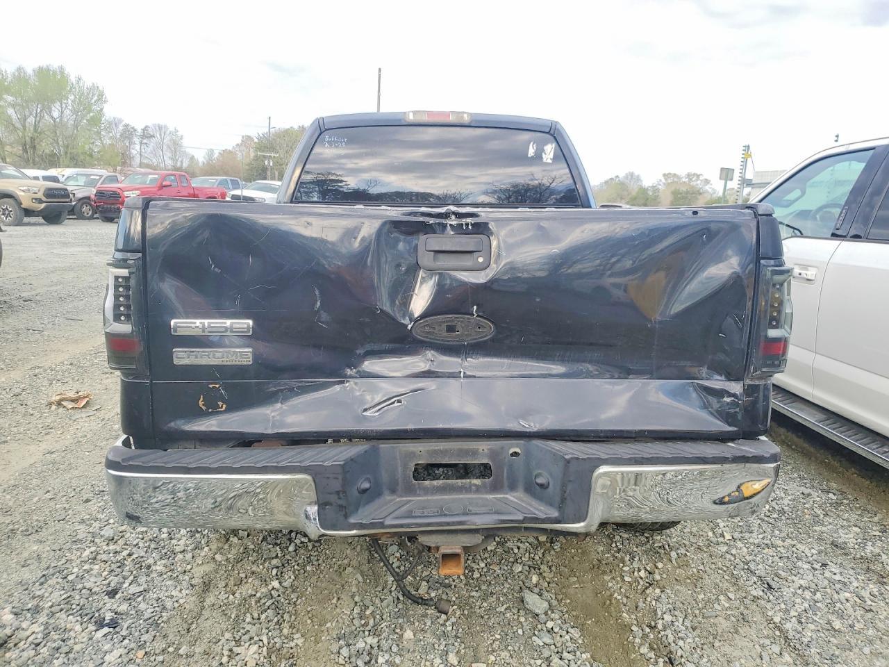 2006 Ford F150 - Image 6