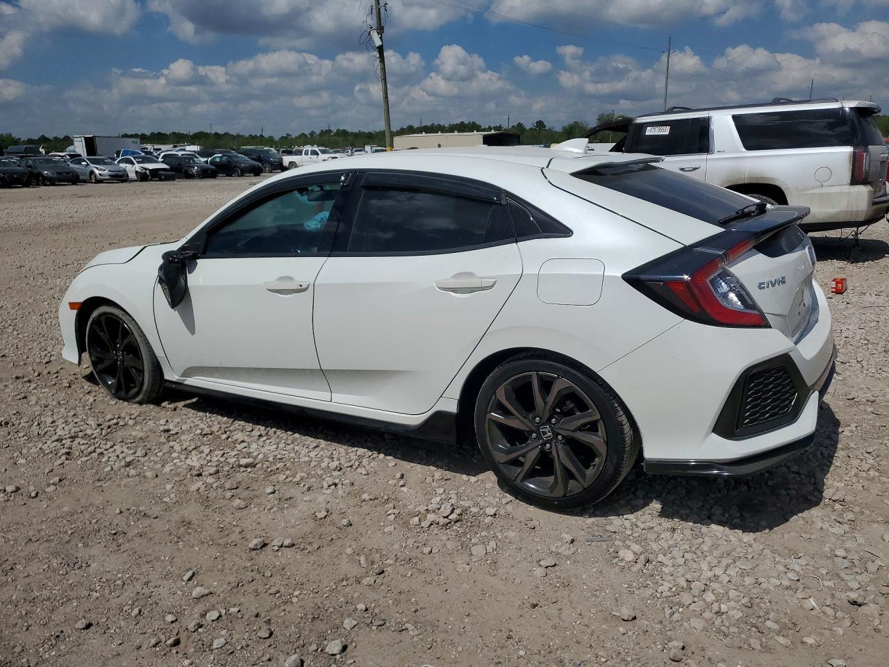 2019 Honda Civic Sport - Image 2