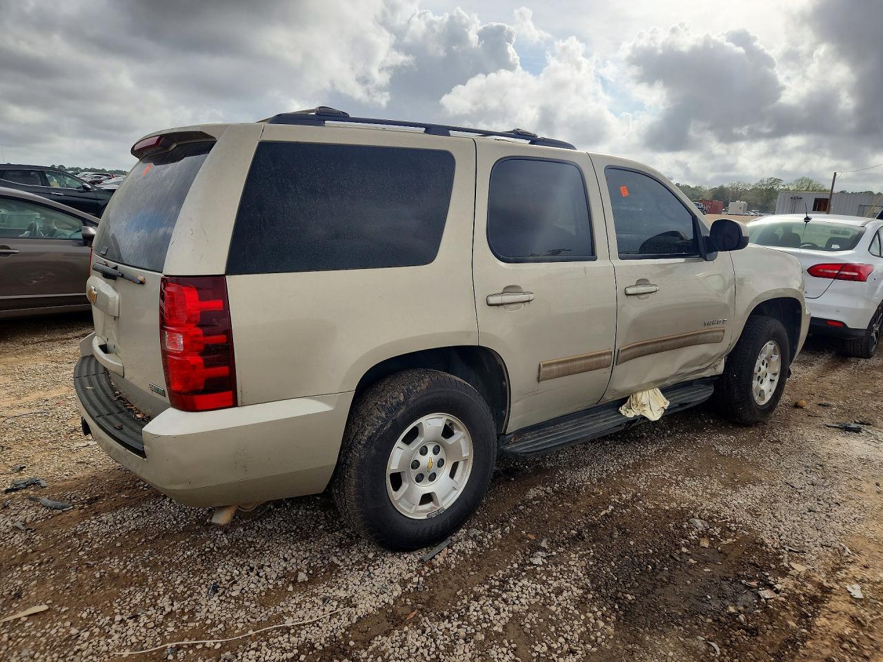 2012 Chev Tahoe C150 - Фото 3