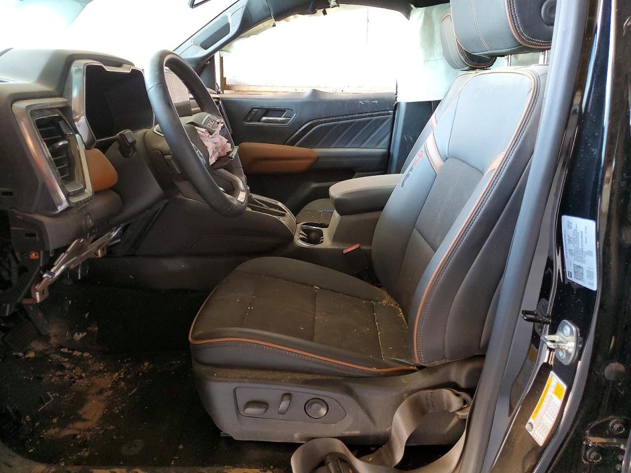 2024 GMC Canyon - Image 7