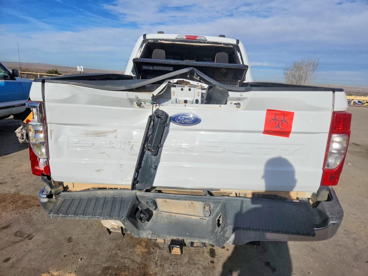 2022 Ford F250 Super Duty - Фото 6