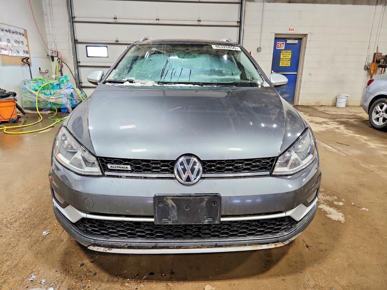 2017 Volkswagen Golf Alltrack S - Image 5