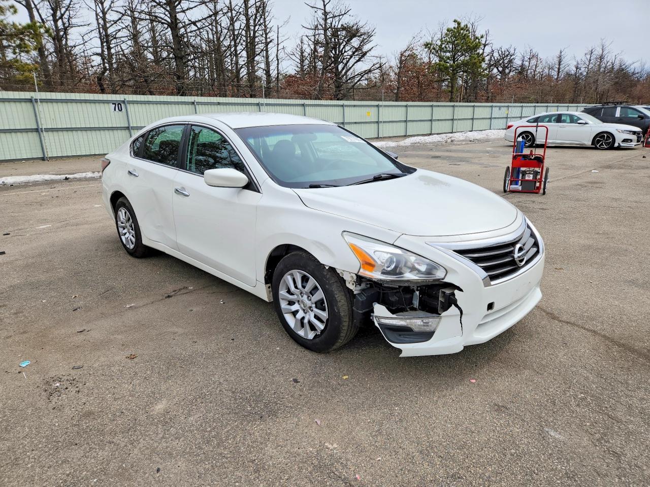 2015 Nissan Altima 2.5 S - Фото 4