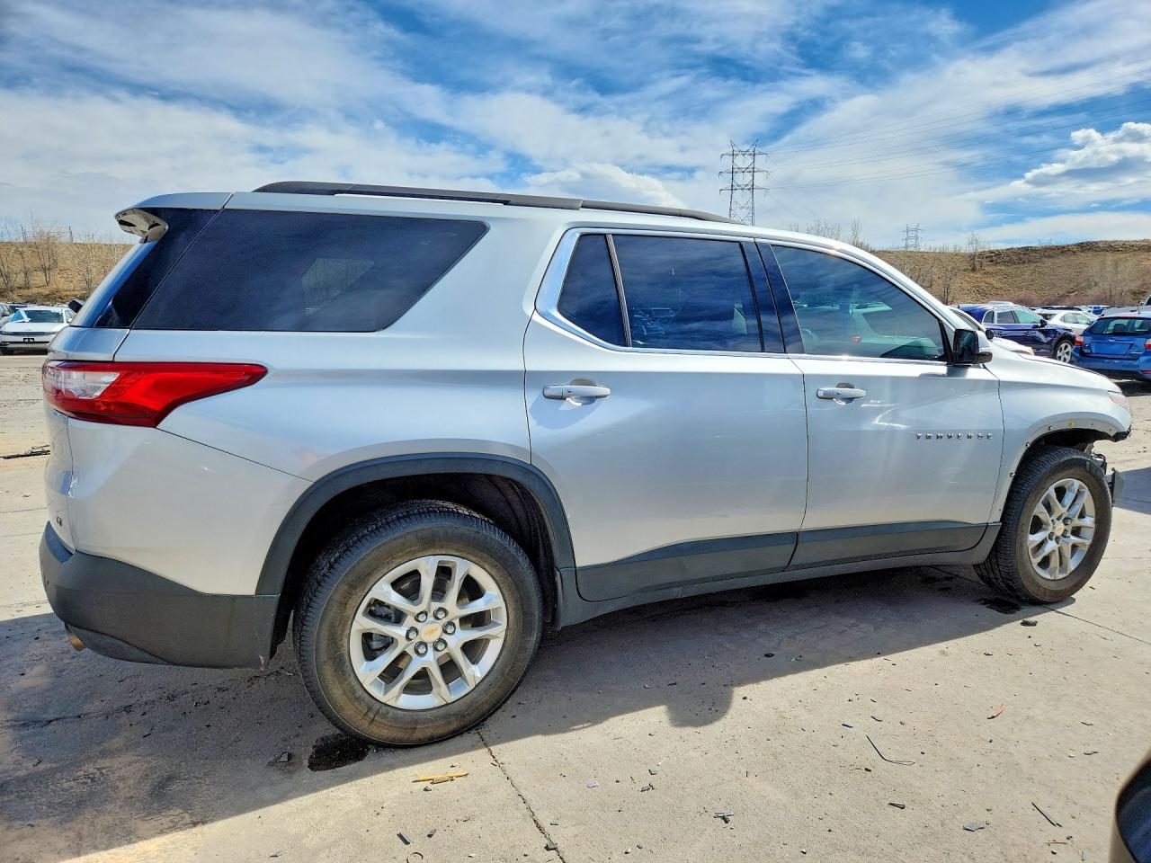 2020 Chevrolet Traverse Lt - Фото 3