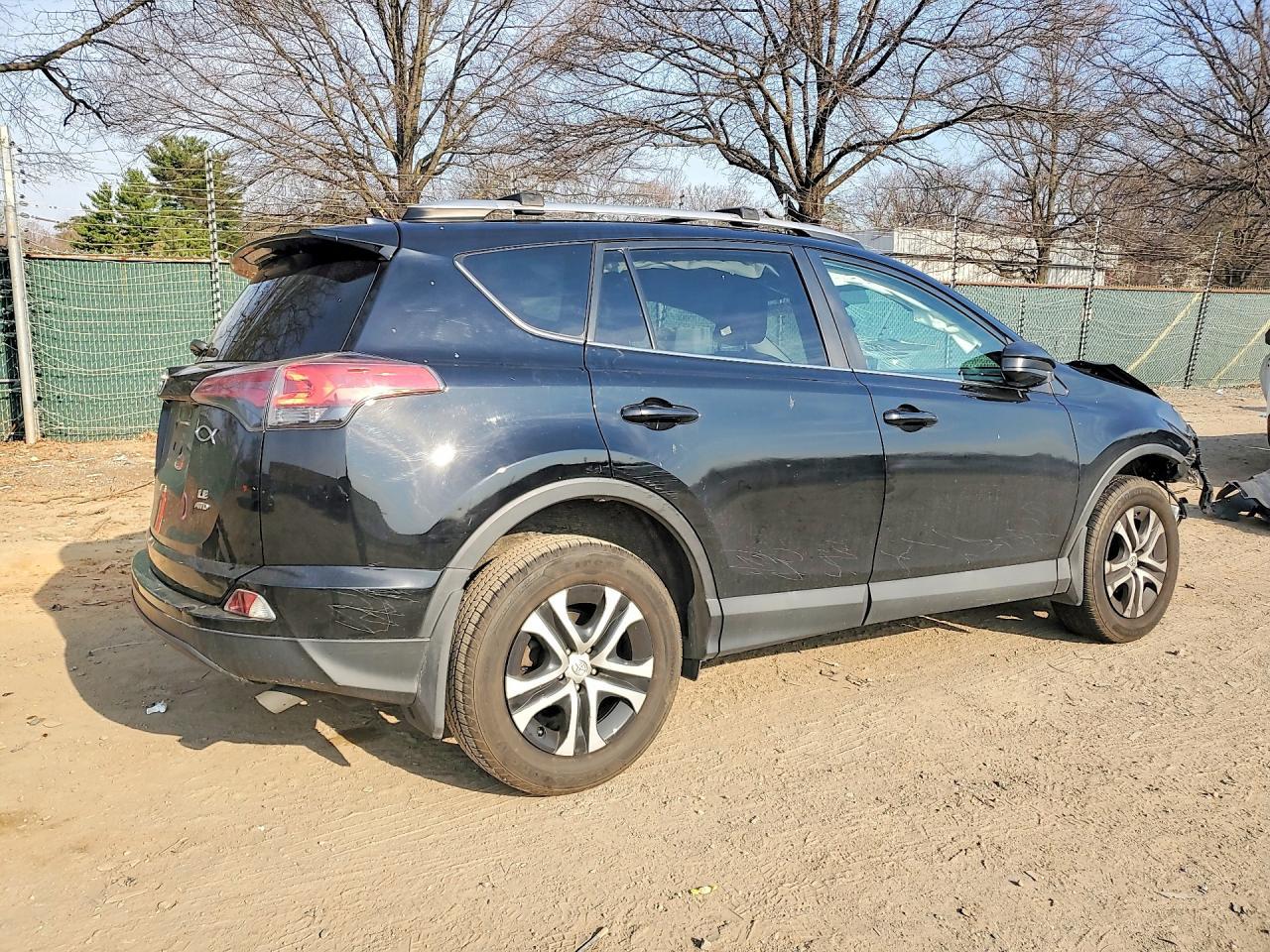 2016 Toyota Rav4 Le - Image 3