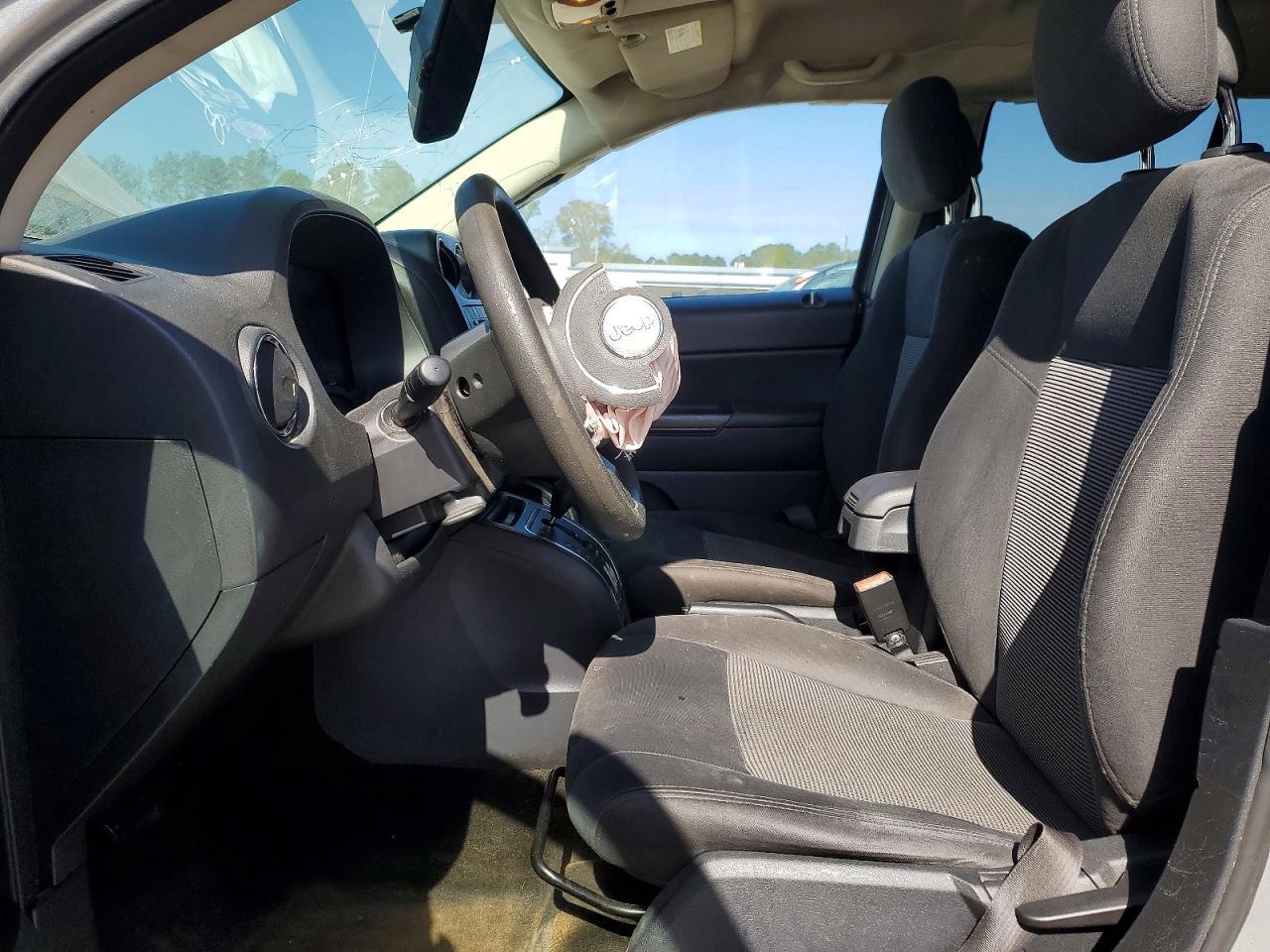 2016 Jeep Compass Sport - Image 7