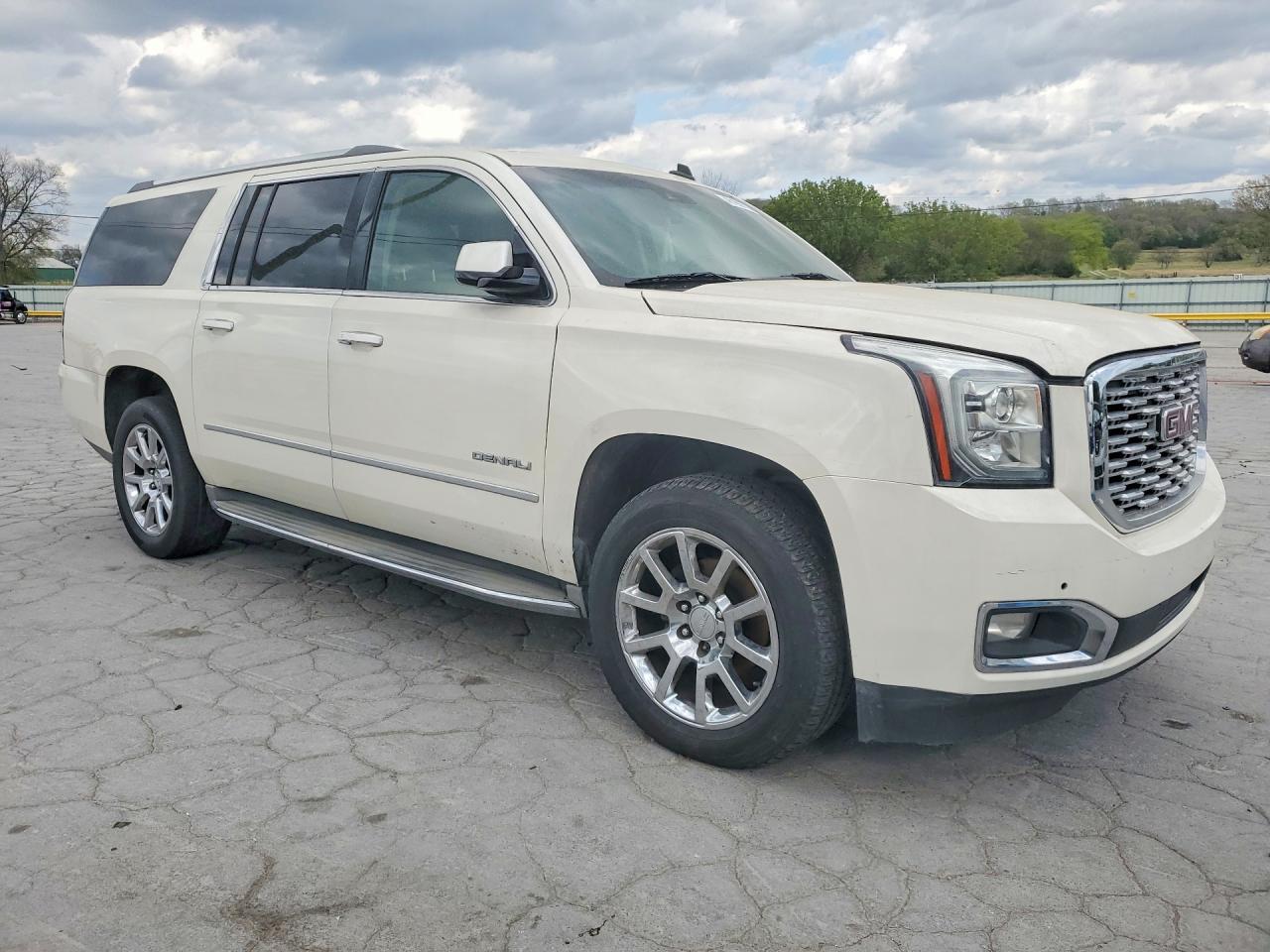 2015 GMC Yukon Xl Denali - Фото 4