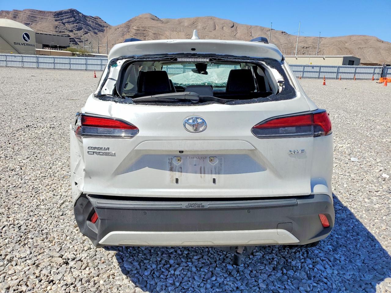2022 Toyota Corolla Cross Xle - Фото 6