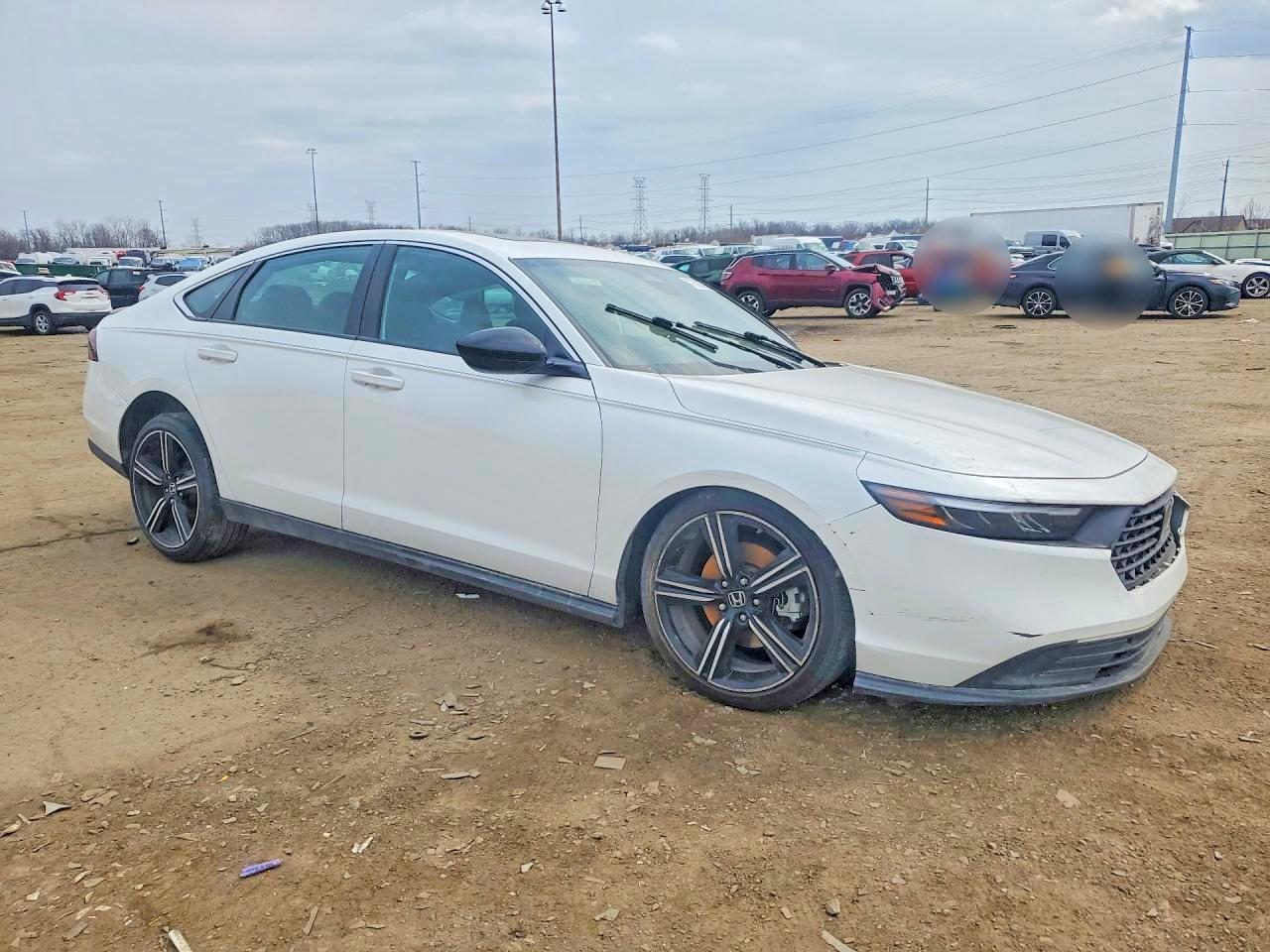 2024 Honda Accord Hybrid Sport - Image 4